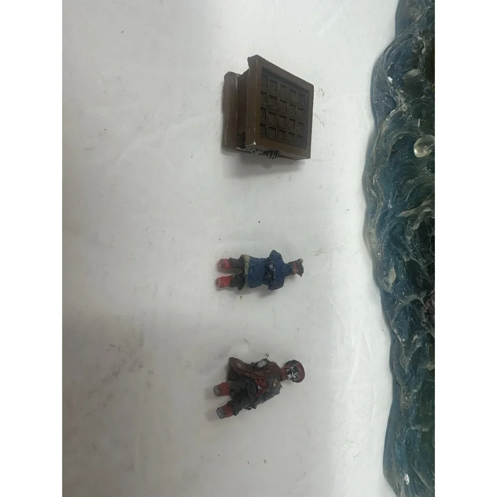 Lemax Spooky Town Galleon Pirate Ship WORKS  NEEDS MINOR  REPAIR  34760 Vtg